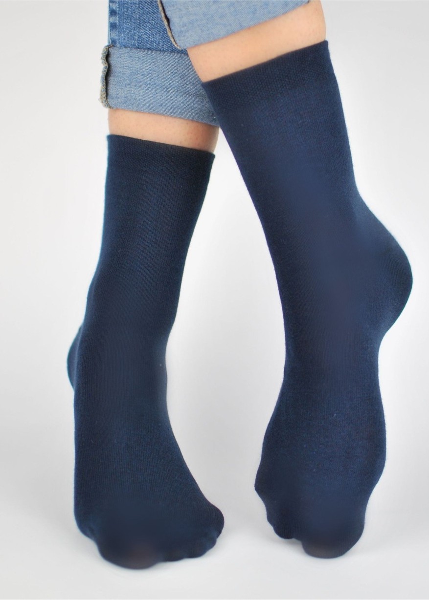 SKARPETY NOVITI SB005-U DZIEC