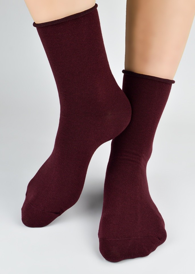 SKARPETY NOVITI SB014-W BEZ ŚCIĄGACZA