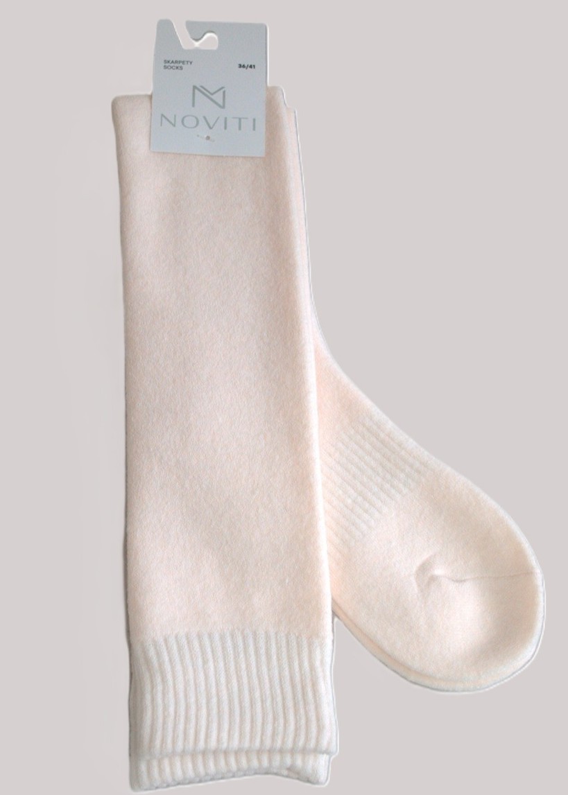 ZAKOLANÓWKI NOVITI SF033-W FROTTE