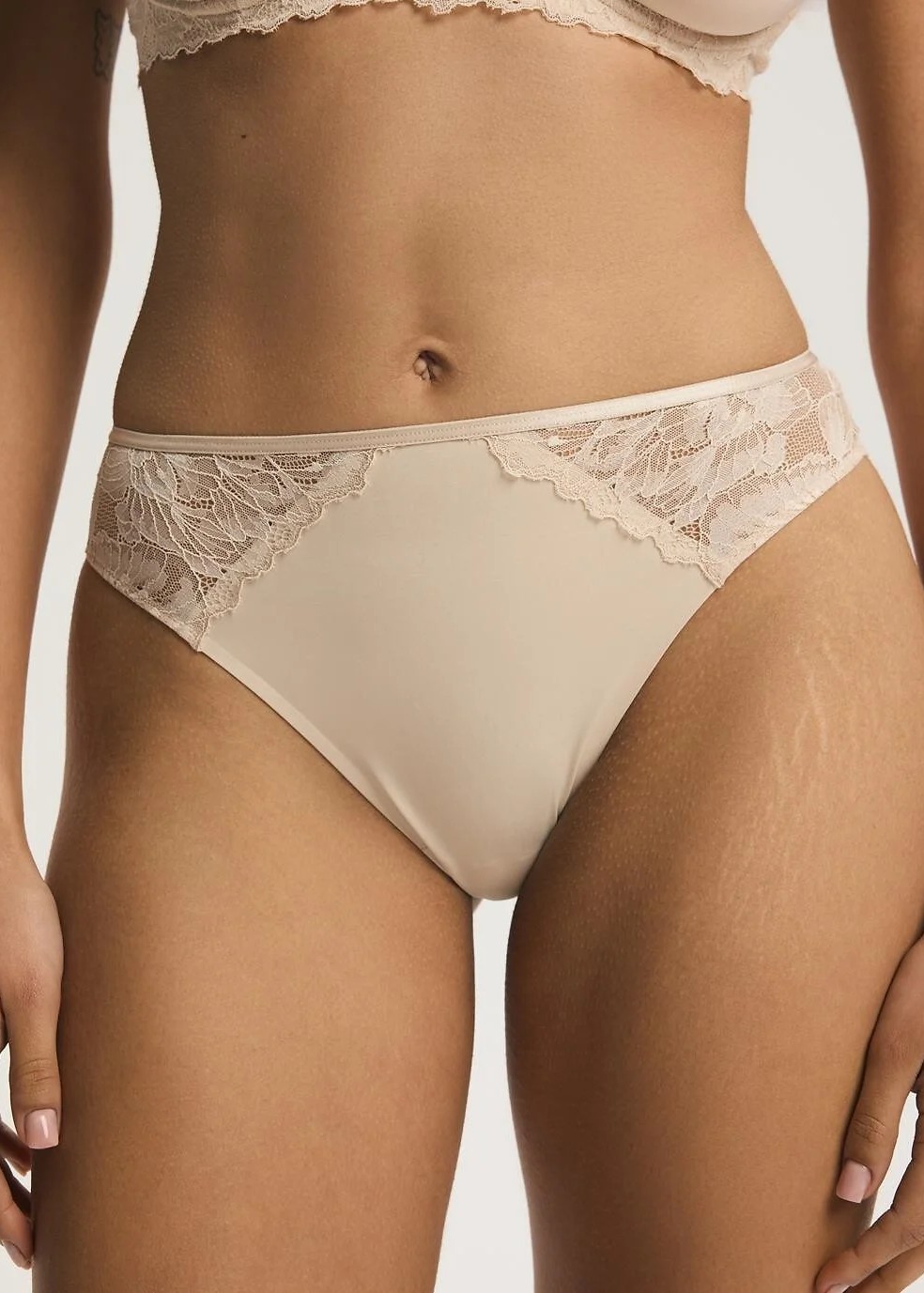 FIGI HENDERSON 45188 EVONA 80X /L