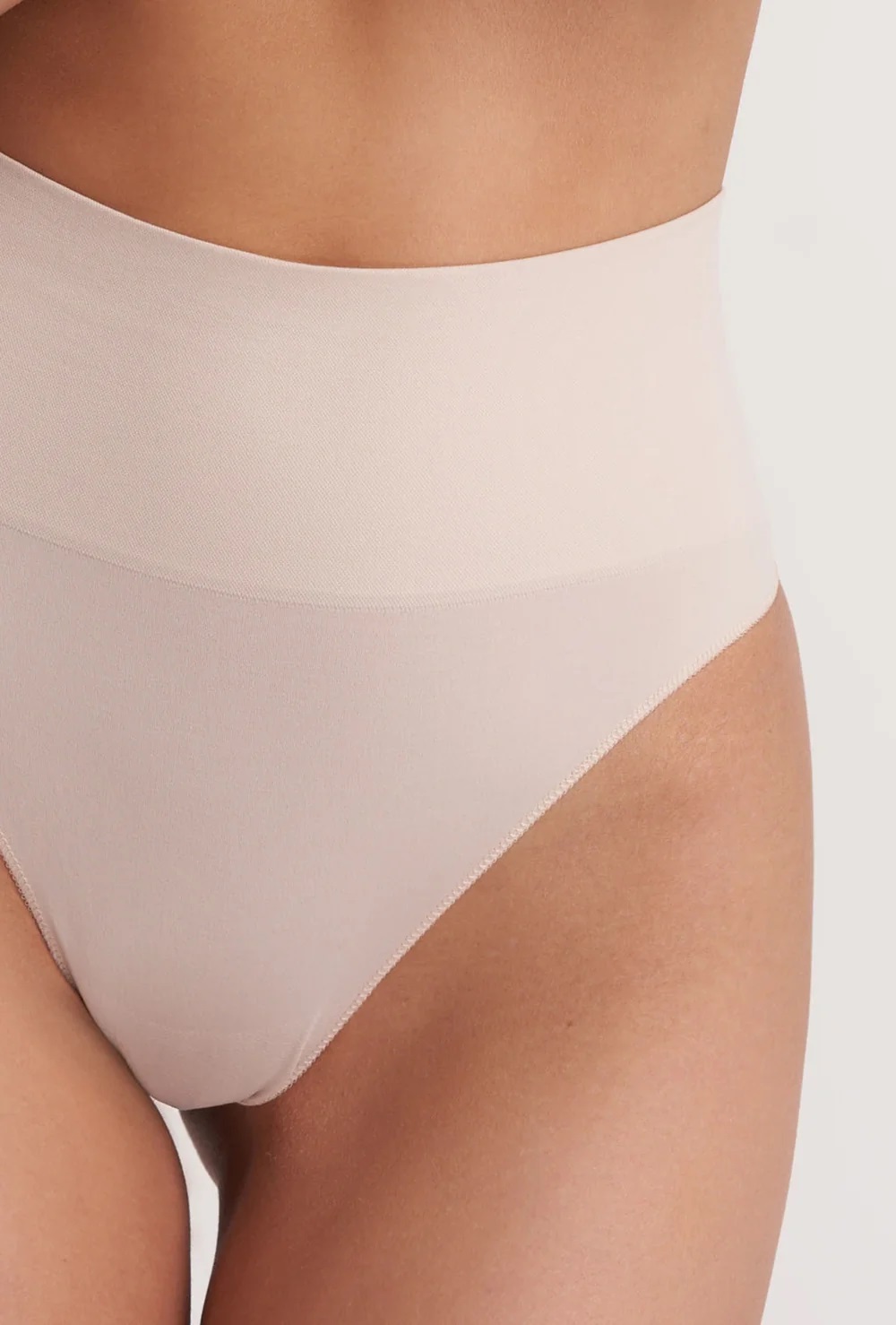 FIGI GATTA STRING CORRECT SENSUAL SKIN L NUDE /L