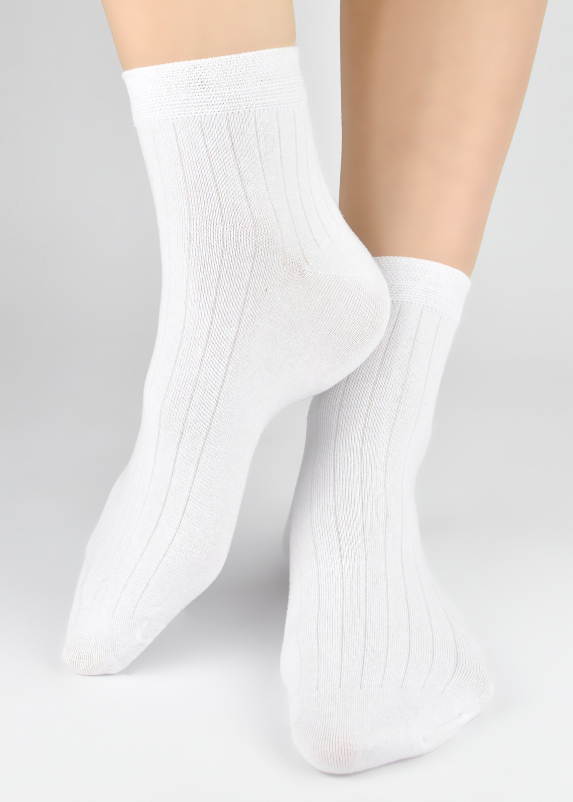 SKARPETY NOVITI SB164-M-02 BAWEŁNA BIA 43-46