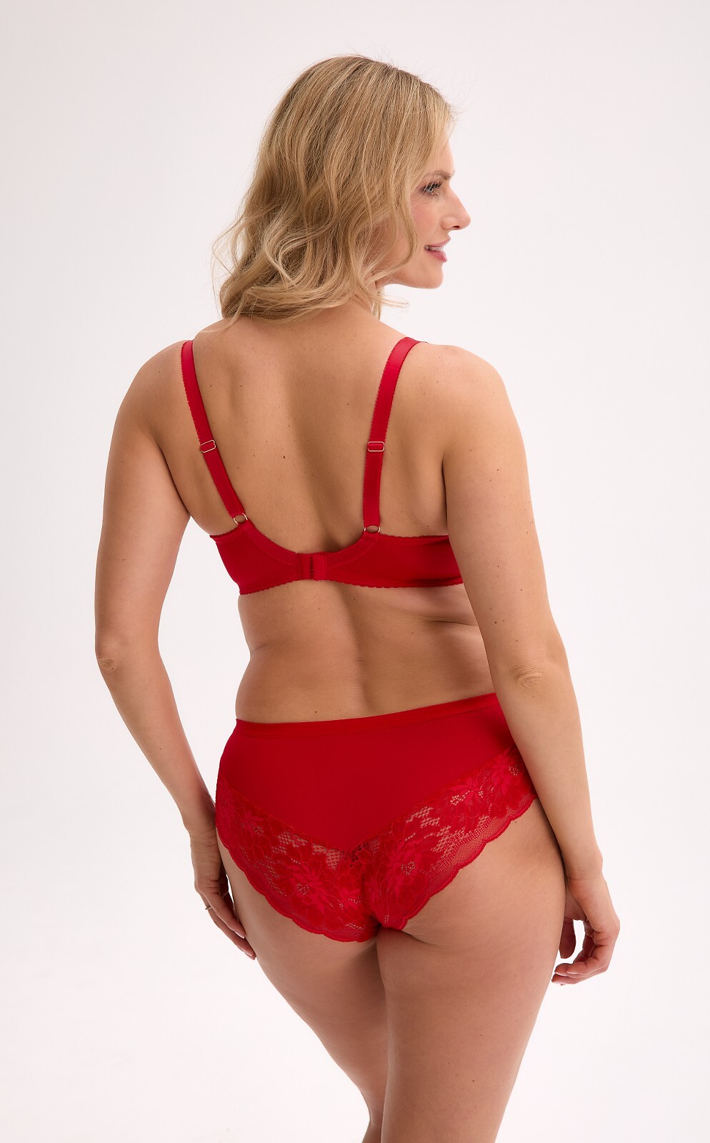 BIUSTONOSZ GAIA 1316 MIRELLA CZE /85E